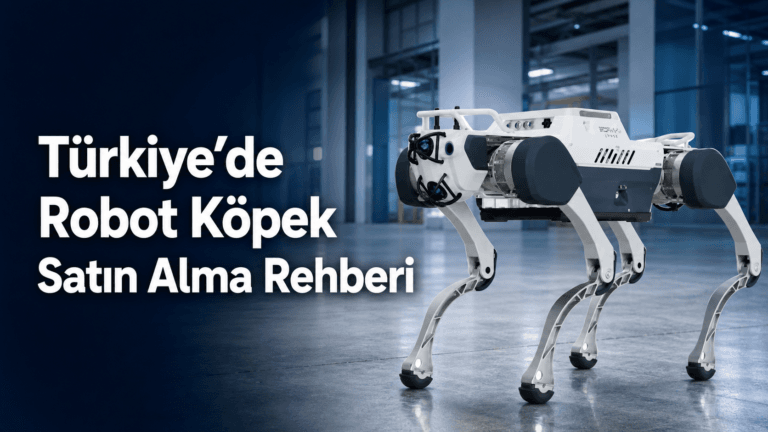 Boş bir fabrika salonunda duran, dört ayaklı beyaz gövdeli endüstriyel quadruped robot köpek