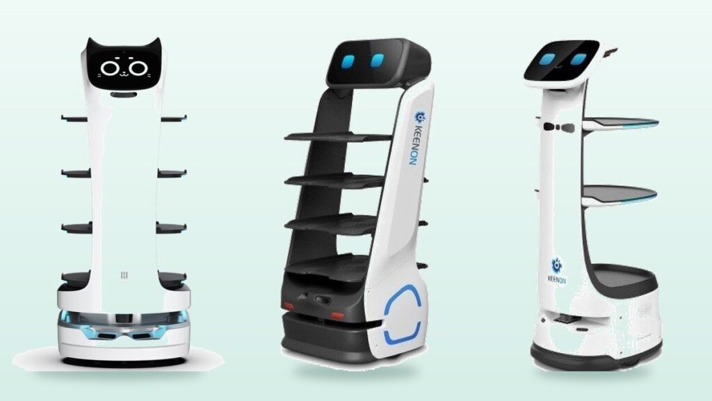 Robot kafelerde kullanılan servis robotları
