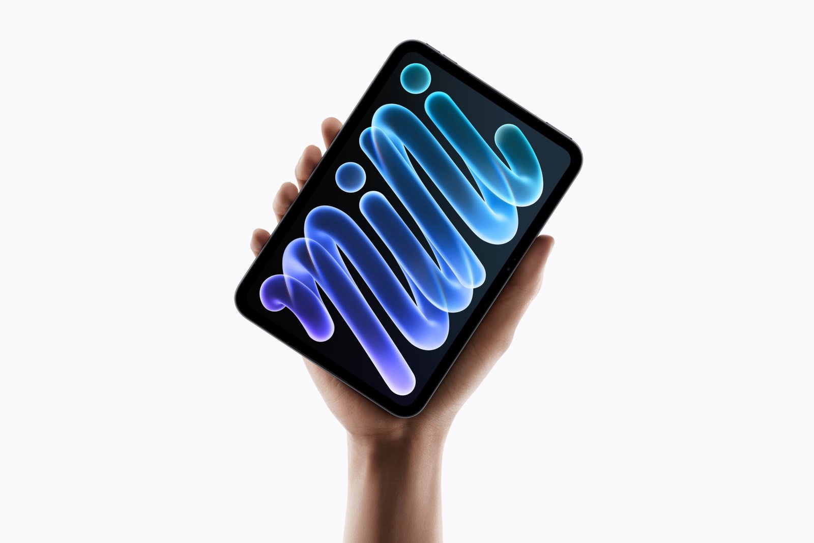 Avuç içinde tutulan yeni iPad mini