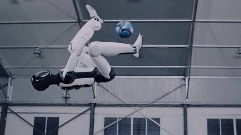 110 İnsansı Robot Aynı Anda Dans Etti: AgiBot Guinness Rekoru Kırdı